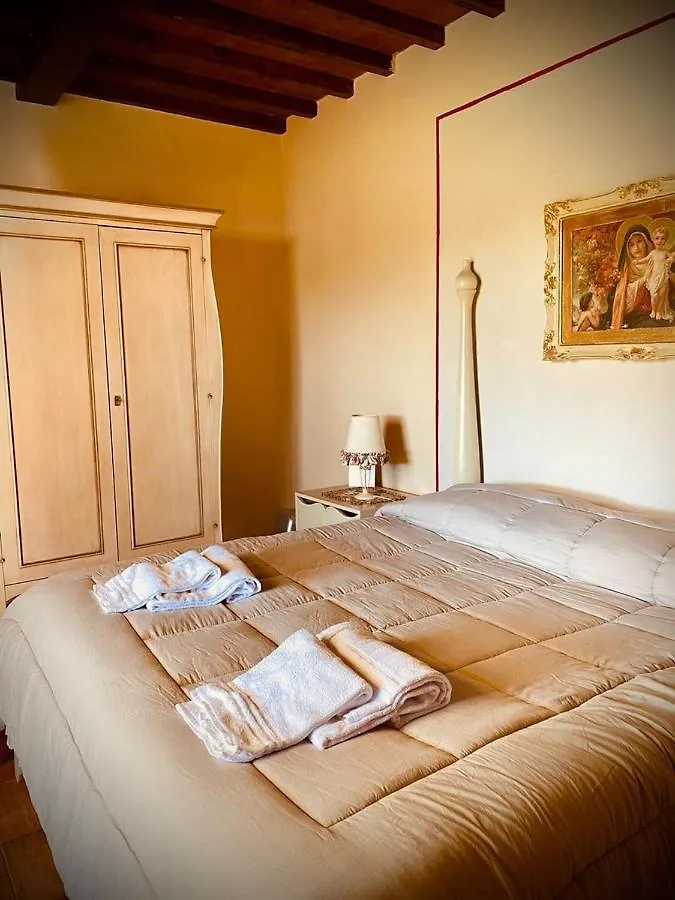 Agriturismo Podere Bucine Basso Villa Lari Farm stay