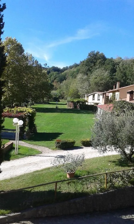 Farm stay Agriturismo Podere Bucine Basso Villa Lari Italy