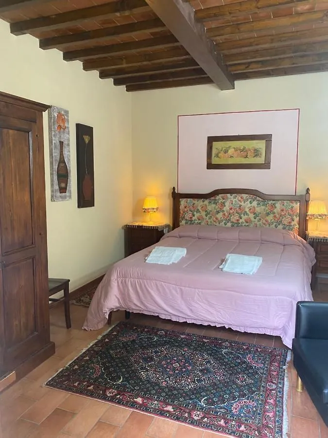 Agriturismo Podere Bucine Basso Villa Lari Farm stay