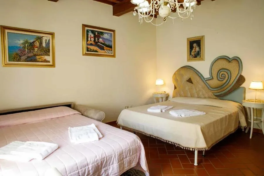 Agriturismo Podere Bucine Basso Villa Lari Farm stay