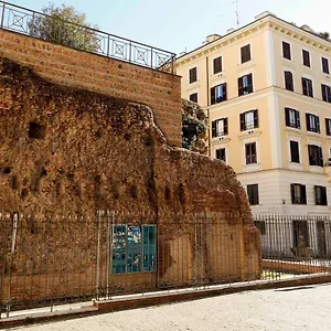 https://miriam-family-apartment.it-romehotels.com